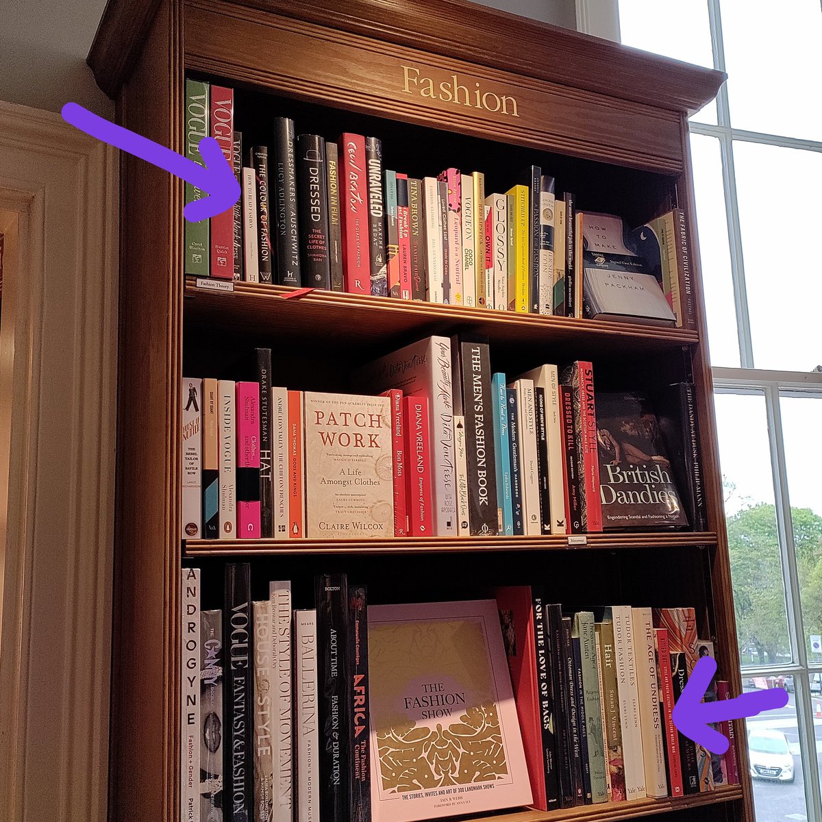 Caroline79's tweet image. Two of my books on the shelf @ToppingsEdin 💃🙌
#TheColourofFashion #KittedOut
#writingcommmunity