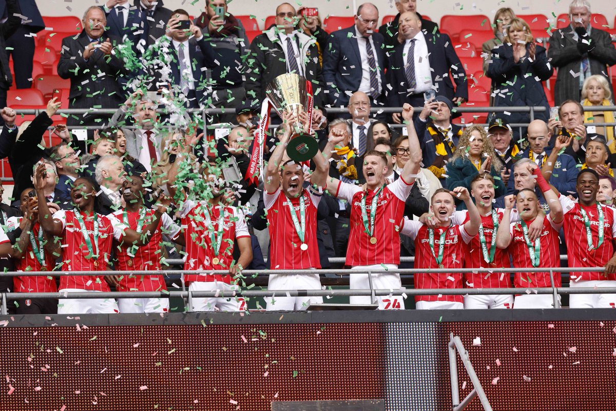 🏆 | A season we'll 𝗻𝗲𝘃𝗲𝗿 forget ❤️

#rufc | #ForeverTogetherForeverProud