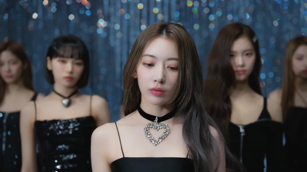 LE SSERAFIM in FEARLESS MV TEASER 2