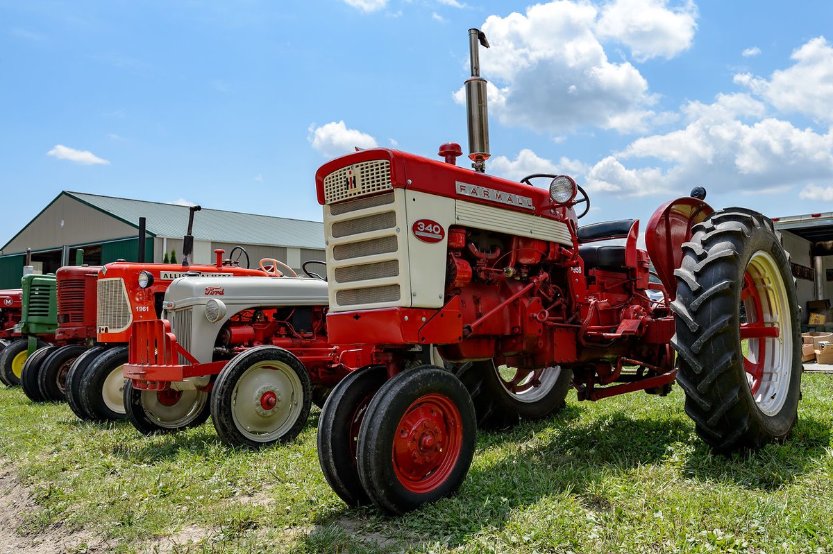 snb19692's tweet photo. Phwooooaaarr!!!! Look at the wheels on that!!! 
I was looking for a porn site...but all these tractors came up instead!!! #Porngate #CorruptTories https://t.co/3xdZwkrhts