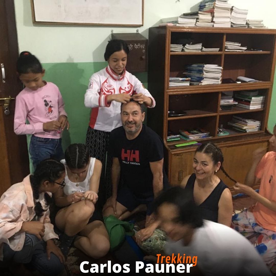 CarlosPauner's tweet photo. #carlospaunertrekking 
El jueves  volvimos a Kathmandu desde lukla, visita al orfanato asajaya balghar para entregar la donación del trekking solidario de la Fundación Carlis Pauner. 
Disfrutando de poder ayudar y recibiendo el cariño de estos maravillosos chicos.❤️ https://t.co/pTD9JyoL7v
