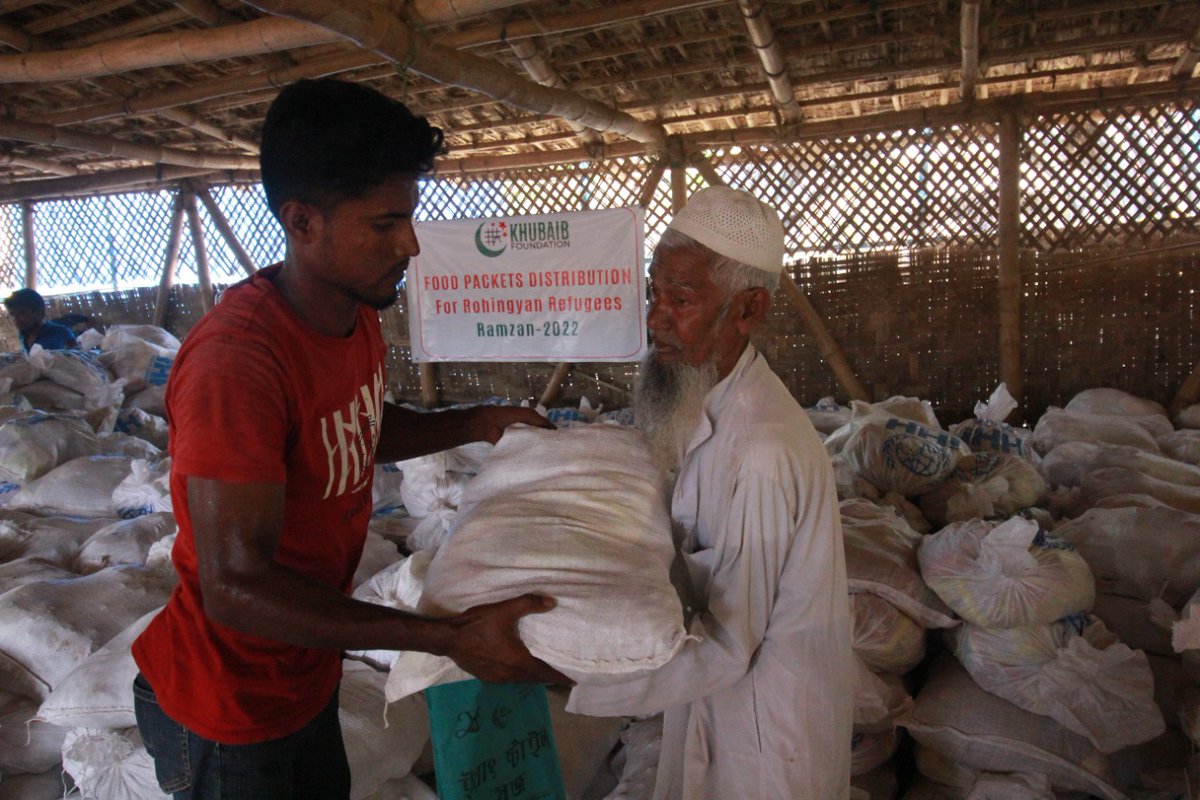 ndmkhn's tweet photo. Distribution of Ramzan-2022 Ration Package in Rohingyan (Burma) Muslims Camps.
#ServingHumanity 
#khubaibFoundation 
#orphancare #charity 
#Pakistan  #support 
#ramadan2022 
@ihhinsaniyardim @KhubaibPak01 @IHHen https://t.co/famKYYR72Q