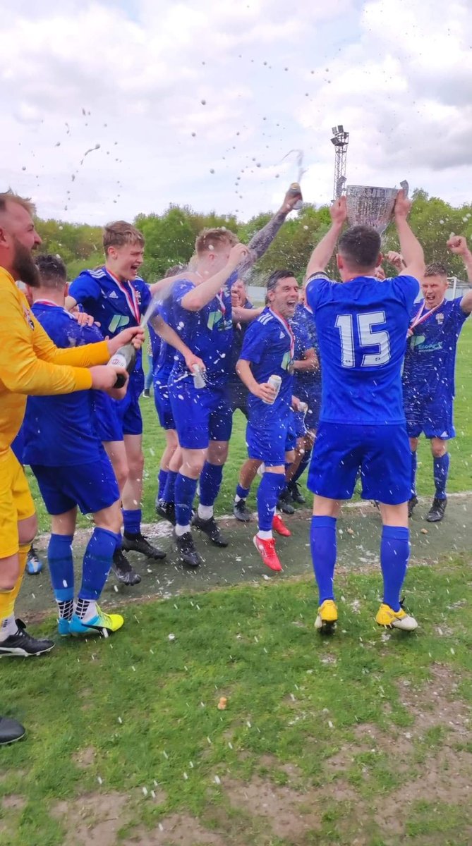 Rossington Main FC tweet media