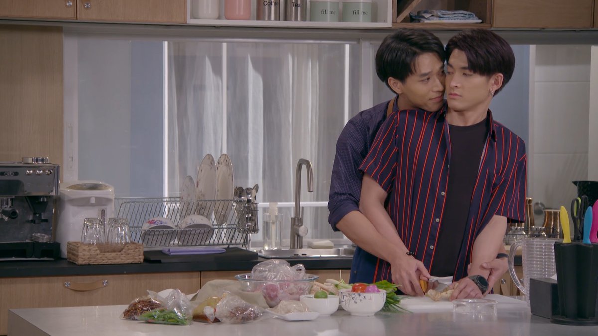 onehdthailand's tweet photo. อยากให้เค้ามาใกล้ เป็นไงล้าาา แบบนี้ใกล้พอไหมจ๊ะ ต้าวเดียววว #รักเดียวEP14 https://t.co/gzkrQfH0Yl