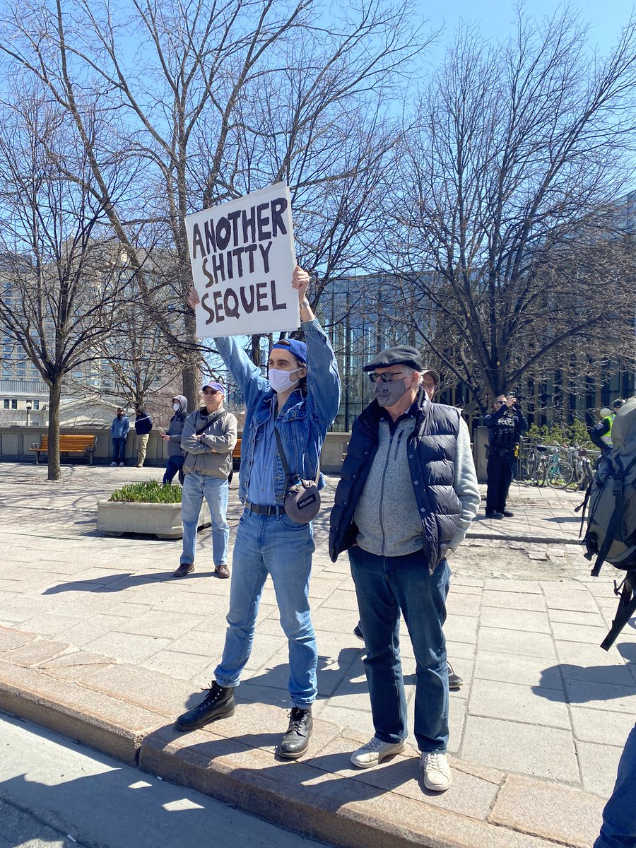 MaOnTheAir's tweet image. Best sign 😂 

#ottawa