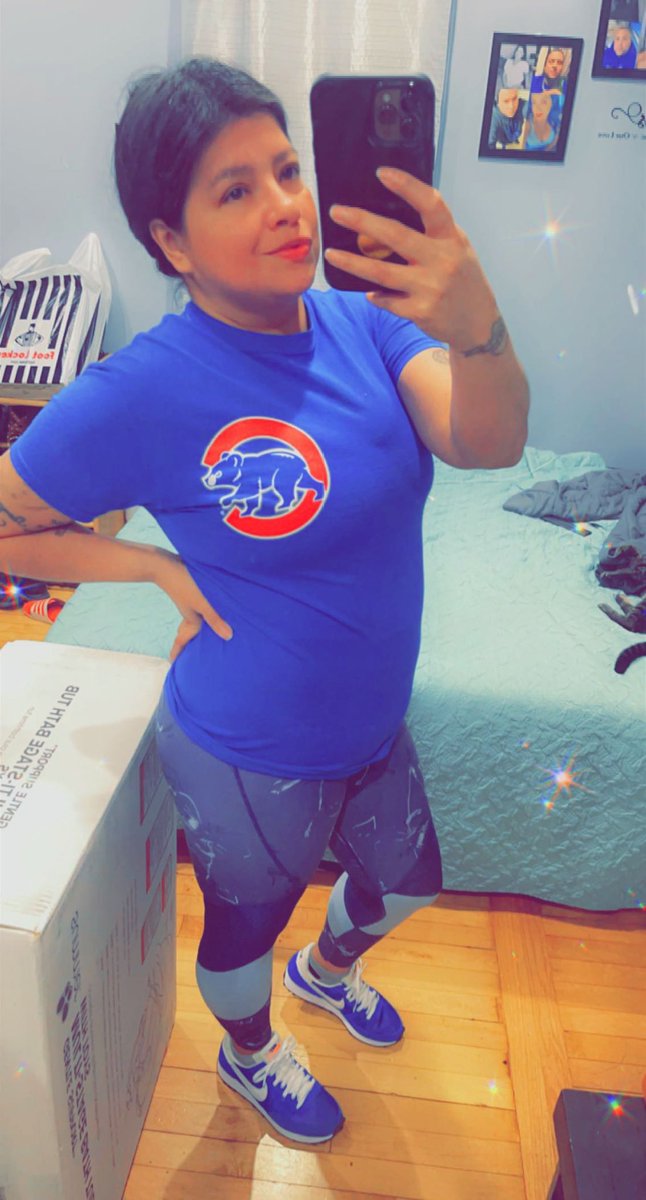 SueHappy3's tweet photo. It’s time to run this errands! #chicagoways #cubcity #nike #cubbyblue 💙 https://t.co/SWuWBjmVVE
