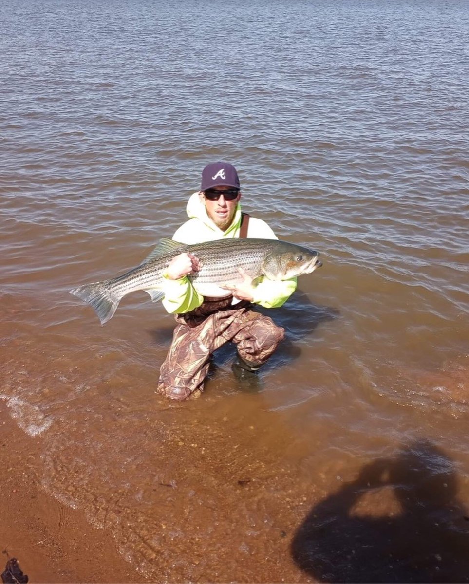 SJShooters's tweet photo. Patrick Milligan staying on those stripers this one is 45”!!!
#sjshooters #SJShooters #njfishing #fishinglife #fishingnj #striperfishing #stripers #catfishfishing #njbassfishing #bassfishing #bassmaster #flounderfishing #flounder #njflounder https://t.co/K1PzSQ2w0F