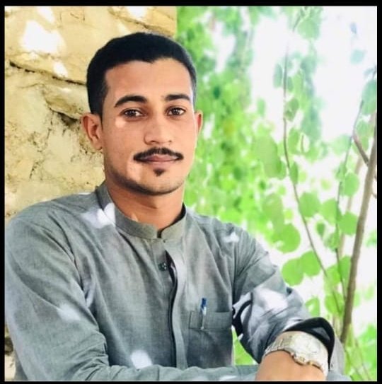 Faheem_Baloch01's tweet photo. ھسد ءُ کینگ ءُ کستانی آس ءَ 
جھانے بے میار ءَ بنگران انت
سید ھاشمی۔
#ReleaseNajeebRasheed 
#StopHarassingBalochStudents 
#EndEnforcedDisappearances https://t.co/ksm6Hh9QKN