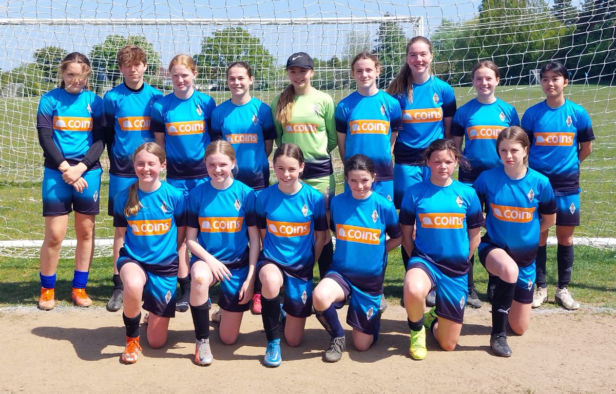 clasch80's tweet photo. Champions! @AFCReading Liberty Belles are @BCGFL U14 Division 1 winners for 2021-22. So proud of this team and all their hard work this year! https://t.co/aDK9O3sUxb