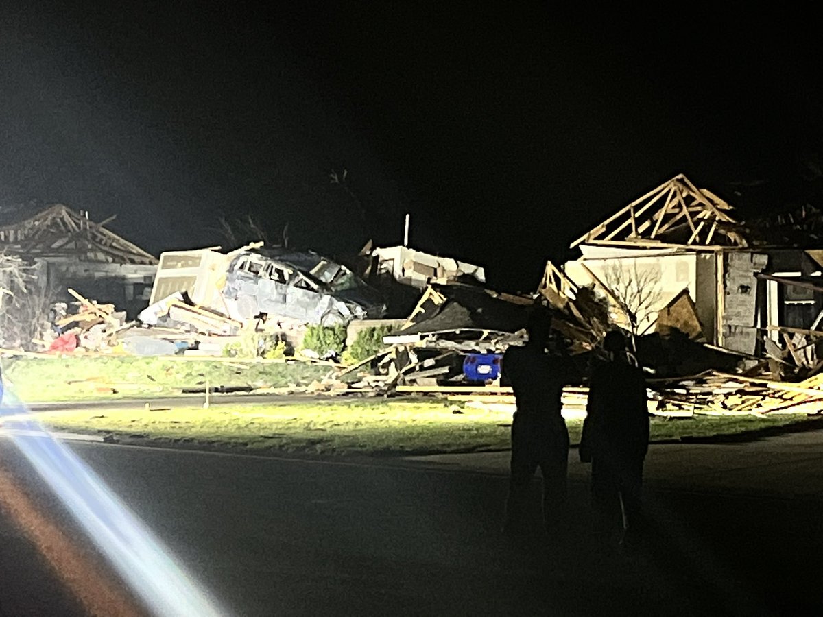MmjJessica's tweet photo. Here are some photos of the devastation I took last night. Prayers for Andover. https://t.co/uhARVzunUf