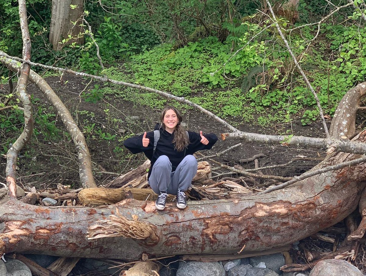 <a href="/SDSSSundevils/">@SDSSSundevils</a> Strive 10 class exploring <a href="/MOA_UBC/">Museum of Anthropology at UBC</a> and hiking the beaches.  <a href="/sdssyang/">Mr Yang</a>