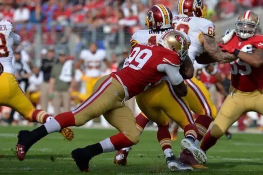 Aldon Smith with the sack! #49ers https://t.co/T4ER6OlDTL