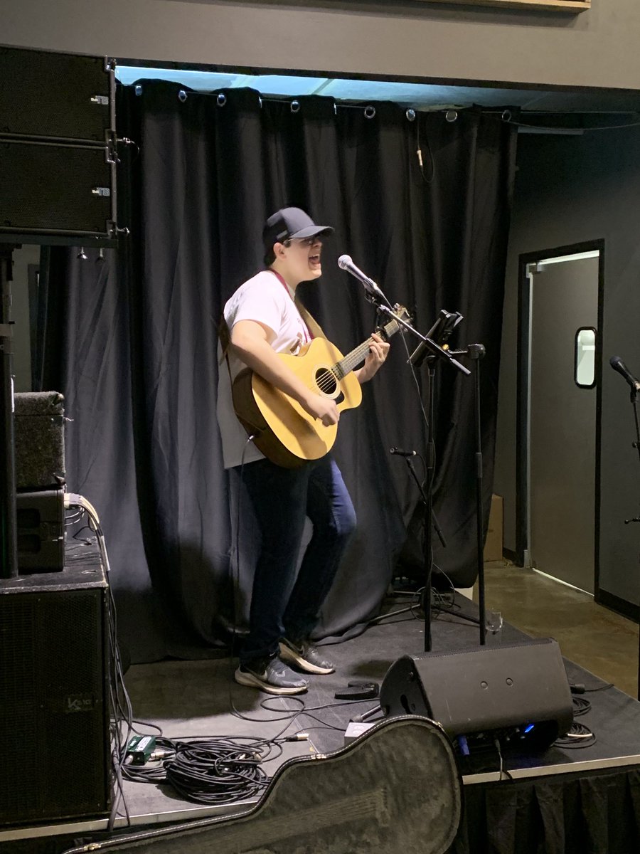 Cole Pereira absolutely knocked it out of the park as the opening act @ ⁦<a href="/sonsofkent/">Sons of Kent Brewery</a>⁩ for the Risehouse.ca Rock a Thon!  Donate on line at Risehouse.ca!