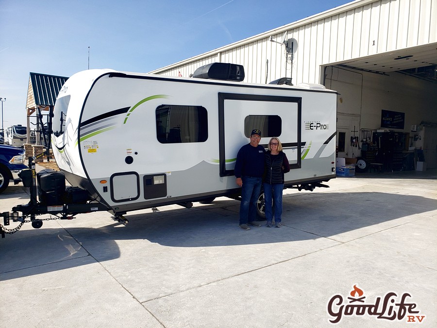 goodliferv's tweet photo. Rock and Diane will be rolling down the highway with their new E-Pro! Thanks guys, Happy Camping! https://t.co/taHjsGgqAt https://t.co/1Jl7BYukJF