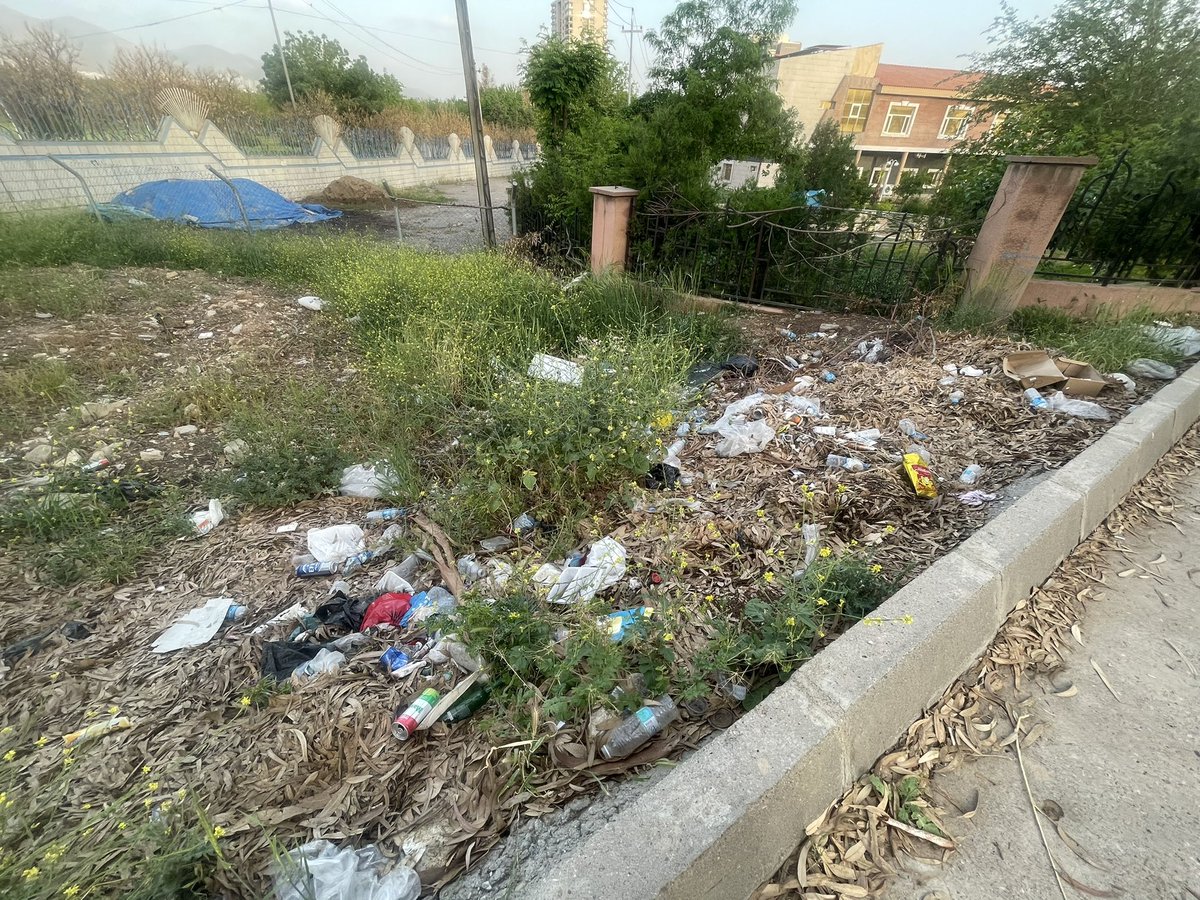 WaterkeepersIQ's tweet photo. The garden outside of (Parky Azady) this is how we take care of the place that take care of us 💔 https://t.co/PPM7TOQ7OG