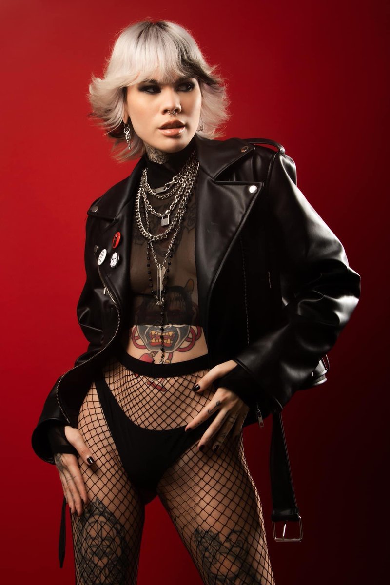 IDentityImage_'s tweet image. I WANNA ROCK 🎸
📸 instagram.com/p/CcjJLVLLT9V/…

#photography #photooftheday #love #instagood #instagram #photo #nature #picoftheday #like #follow #beautiful #photographer #fashion #art #travel #bhfyp #likeforlikes #photoshoot #instadaily #model #ink #tatoo #smile #style #instalike