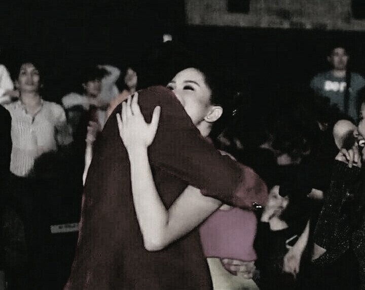 kirstensdonny's tweet photo. happy 5th anniversary, #DonKissFam! Can’t imagine it’s been that long since we rode this roller coaster ride. just wanna say that i'm vv proud of you guys. It's been a tough 5 years for us, but you stayed. through ups and downs, you're there. so grateful to have u guys! love u <3 https://t.co/Gdb5iW0wK1