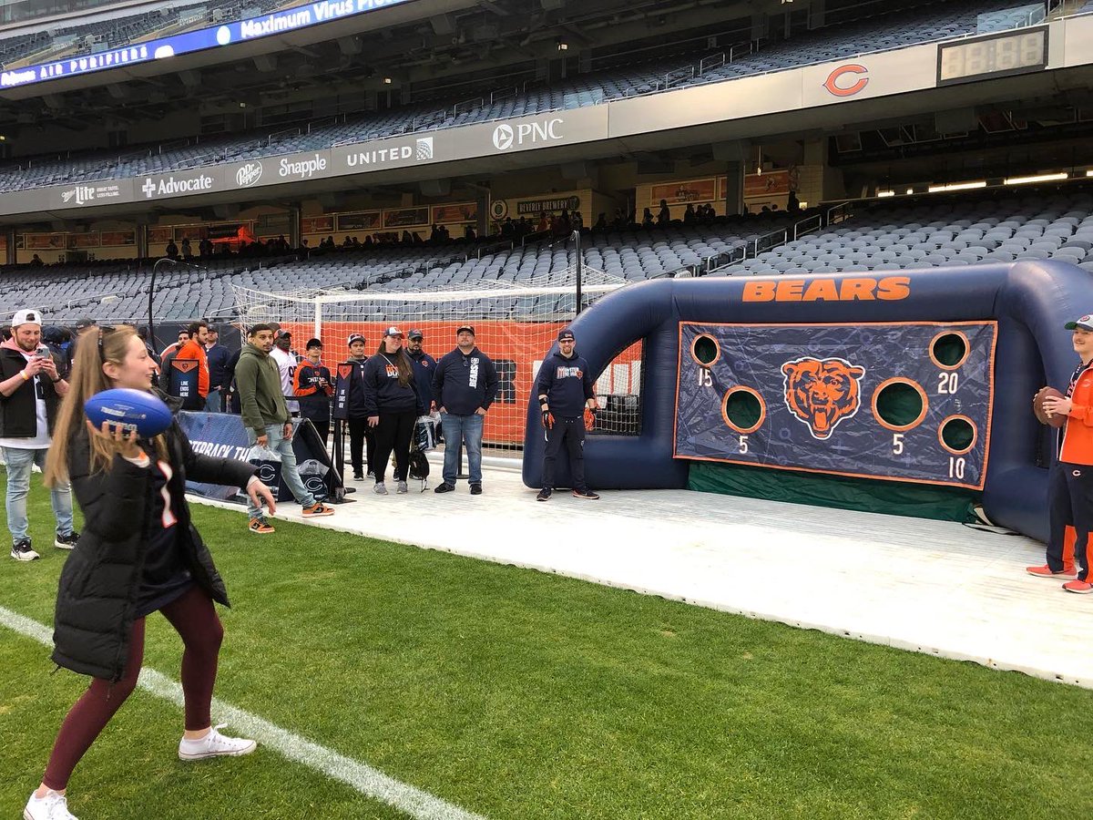 SoldierField's tweet image. It was the ultimate fan experience at the Bears Draft Party yesterday. #DaBears #DaDraft