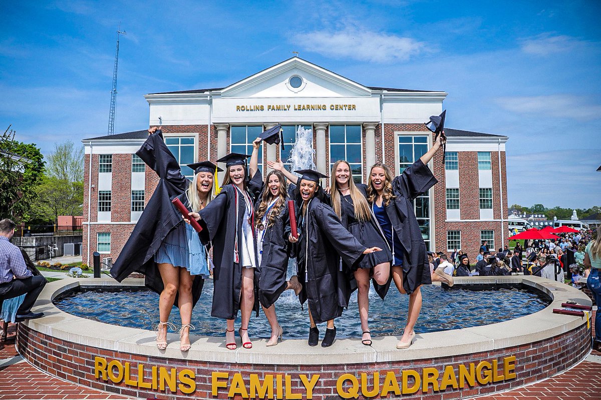 Some of our Pats graduated this morning! ❤️ we are so proud of them! Some will begin work on their Masters, others are READY and will EXCEL in the real world. ESGP 4ever!!