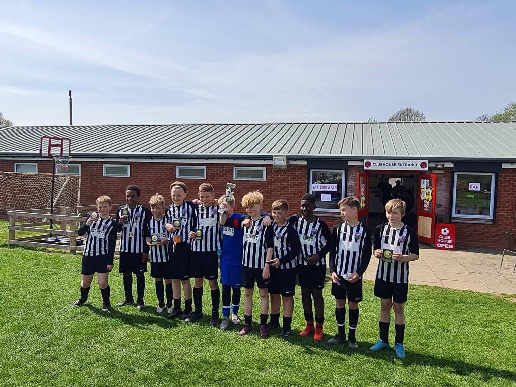 Triumph Athletic FC (@triumphathletic) on Twitter photo Great day for the junior stags as our under 12βs won the League Cup after a 4-1 victory against <a href="/CentralAjaxFC/">Central Ajax FC</a>.
Great to see our future stars getting silverware! <a href="/Teamgrassroots_/">Grassroots</a> <a href="/GrassRootGoals_/">Grassroot Goals</a>
#UTT π¦ Great day for the junior stags as our under 12βs won the League Cup after a 4-1 victory against <a href="/CentralAjaxFC/">Central Ajax FC</a>.
Great to see our future stars getting silverware! <a href="/Teamgrassroots_/">Grassroots</a> <a href="/GrassRootGoals_/">Grassroot Goals</a>
#UTT π¦