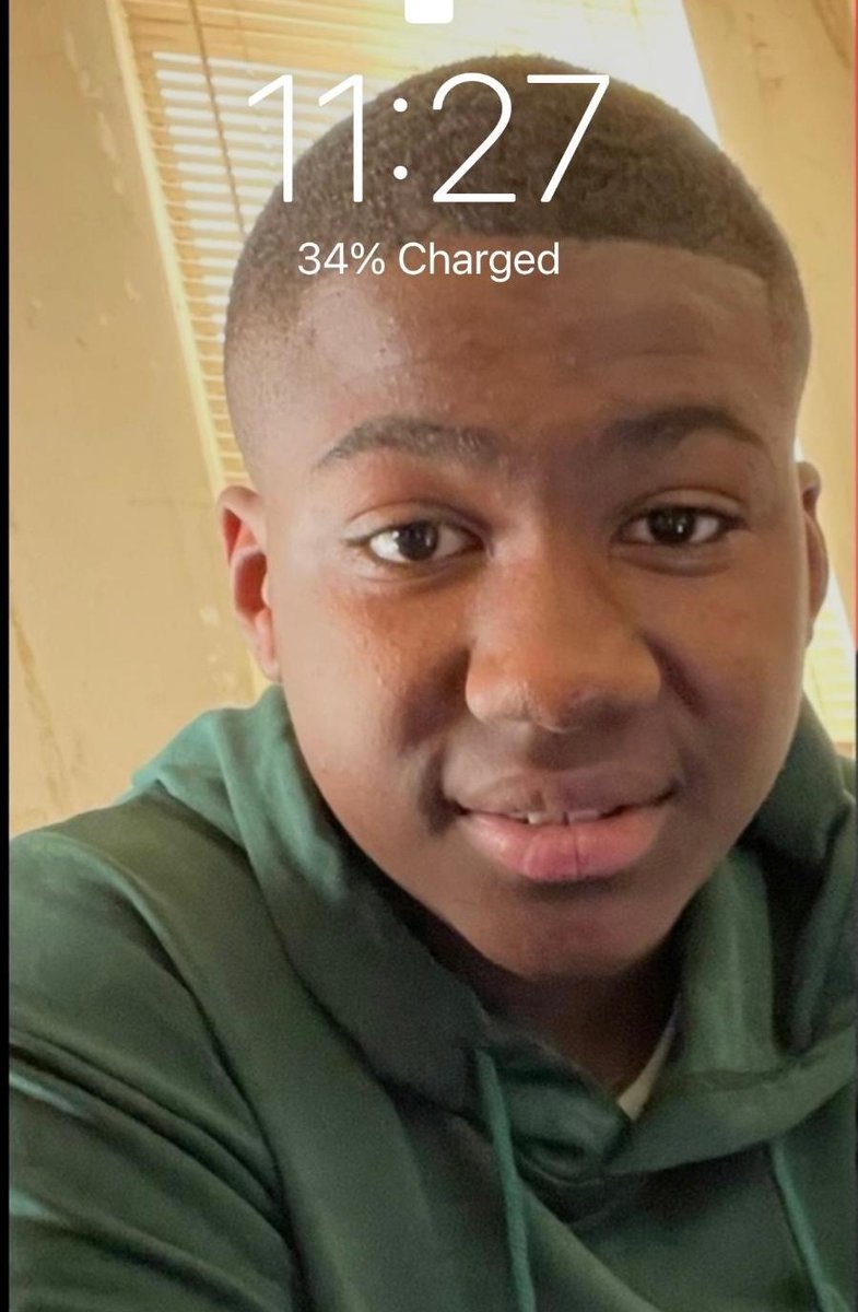 BaltCoPolice's tweet image. 🚨🚨PLEASE SHARE #HelpLocate: King Demontagnac (13) 6’0, 190 lbs Ls 04/30/22 at 12:30 am in Middle River area wearing a white tank top, blue pants &amp;amp; black Crocs. #BCoPD needs help finding him. If seen/have info, call 911 or 410-887-0220^Gb