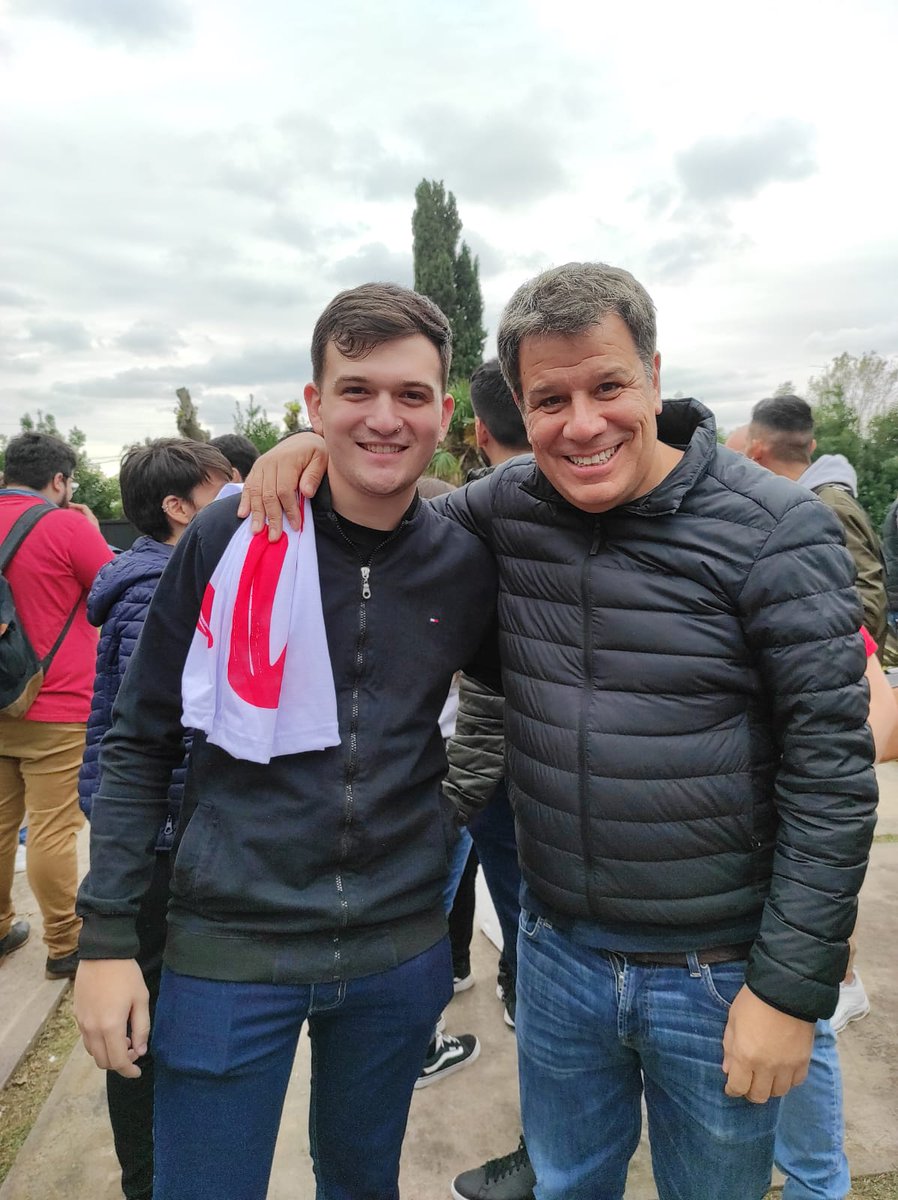 Gracias <a href="/ManesF/">Facundo Manes</a>!