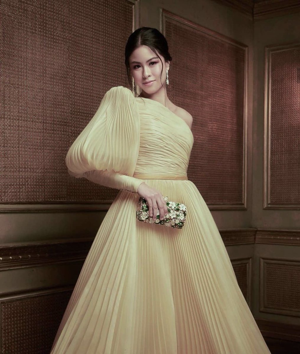 iamSHINE___'s tweet photo. Each day is a gift from God. Make sure that you rip off the wrapping paper and enjoy what is inside. Happy Birthday. @KissesDelavin

KISSES XXIII
#HappyBDayKIS23S https://t.co/SEpqnUZ8z8