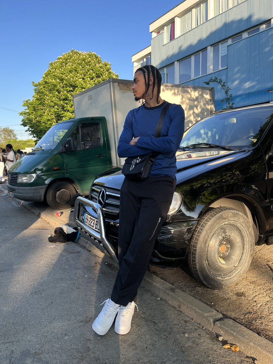 YM13 🧘🏾‍♂️🇨🇲 tweet media