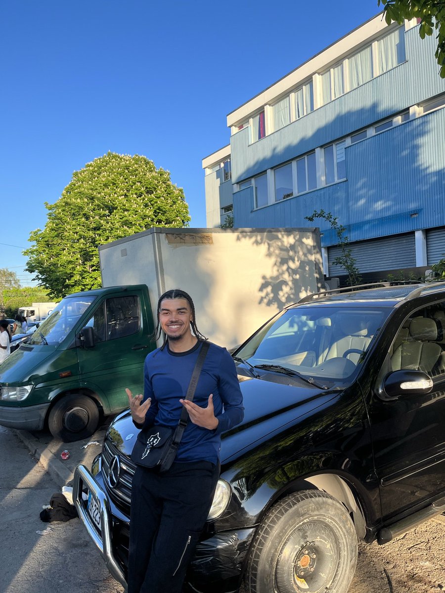 YM13 🧘🏾‍♂️🇨🇲 tweet media