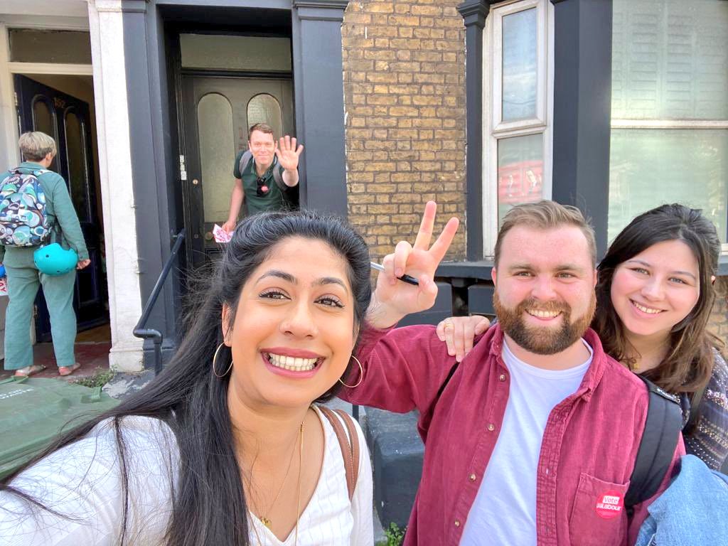 Sadiq Khan tweet media