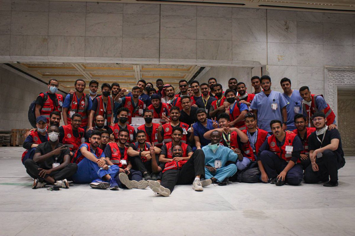 الحمدلله حتى يبلغ الحمد منتهاه🙏🏻انتهى تطوع رمضان ١٤٤٣هـ🌙كانت من اجمل ايام حياتي كان  موسم ممتع جداً واستفدت فيه كثير. رح اتكلم عن بعض الاشياء اللي صارت هذا الموسم.