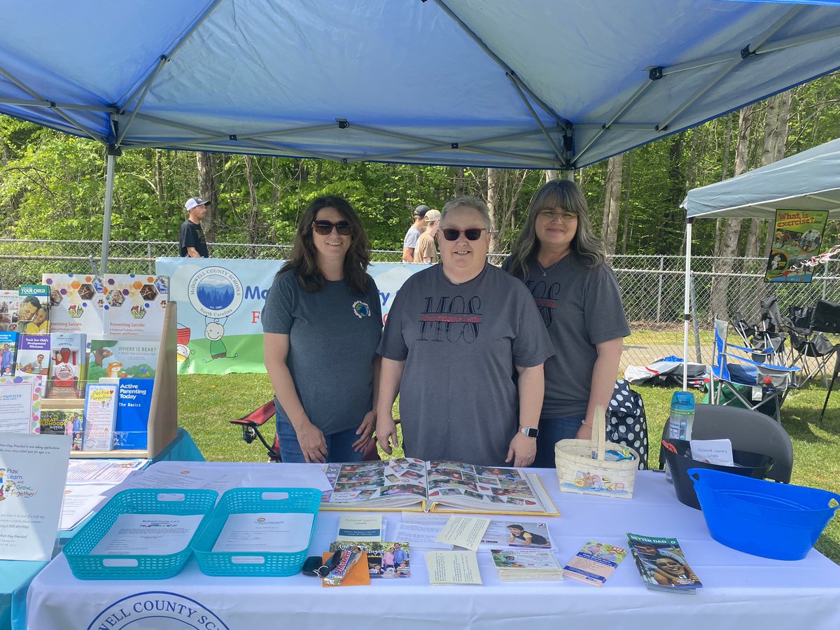 MBaker_RunSun's tweet image. Shout Out to @McDowell590 @MCSHeadStart @mcs_nutrition @NCPreK @mrmarkgarrett lot of great connections for families we all serve!  @ymca #KidsDay