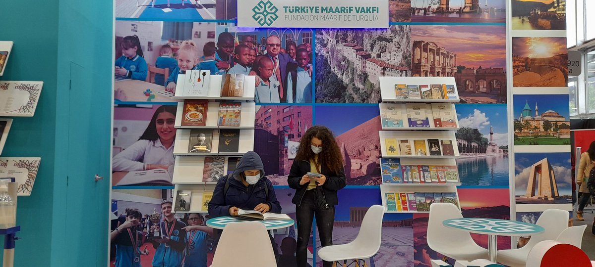 TatianaGelvezR's tweet photo. Invitadísimos(as) a visitar el stand de @TMaarifVakfi @tmaarifcolombia en #filbo, pabellón 17 a conocer de Turquía, un país maravilloso por descubrir https://t.co/OkXR75IKNn
