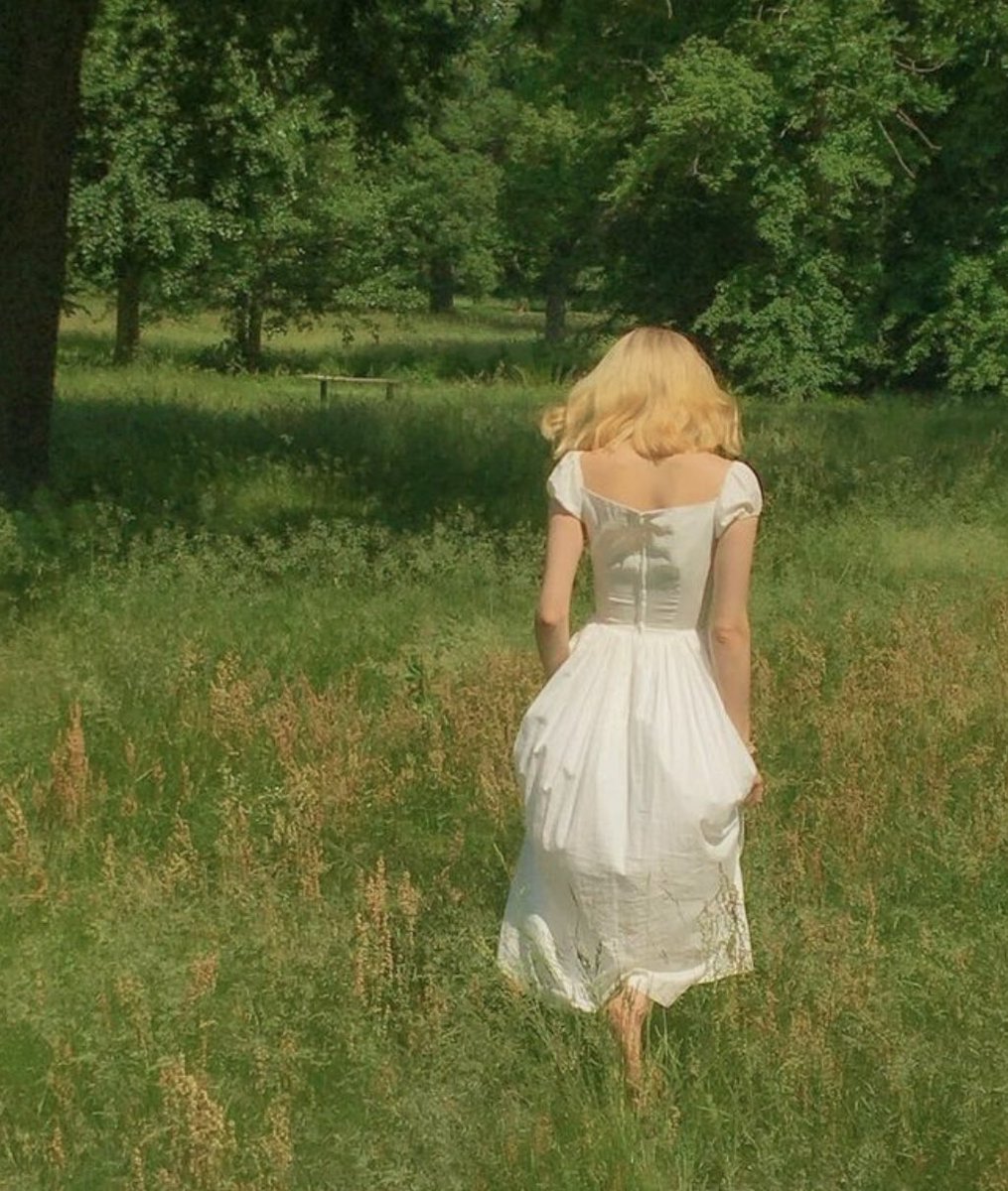normacore💌🍄🕊 (@normabatescore) on Twitter photo 