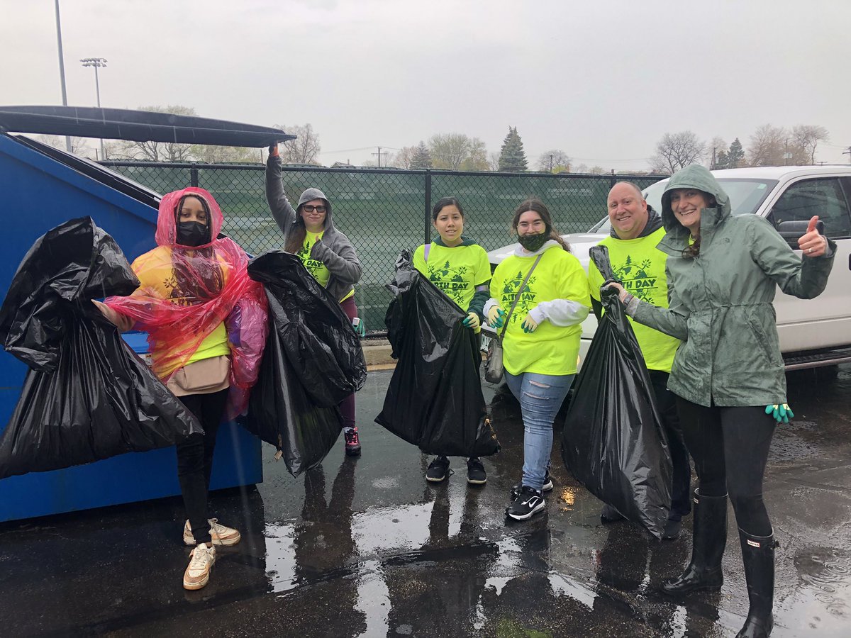 Beth Iverson tweet media