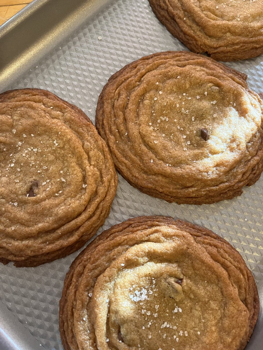 makeupbyshaniah's tweet photo. perfect cookies🤌🏾 https://t.co/9ODA8fmUqt