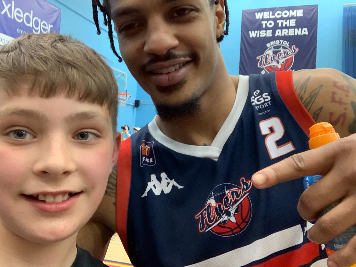 PaulCNaish's tweet photo. @Thereal_Tj30 @_Deucehoops great game and result tonight guys then made my boys night by signing caps and doing pics, thanks! #baller https://t.co/bZMQJld88o
