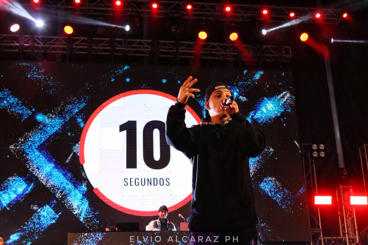 Se la llevó #Mecha en una batalla que estuvo picadisima.