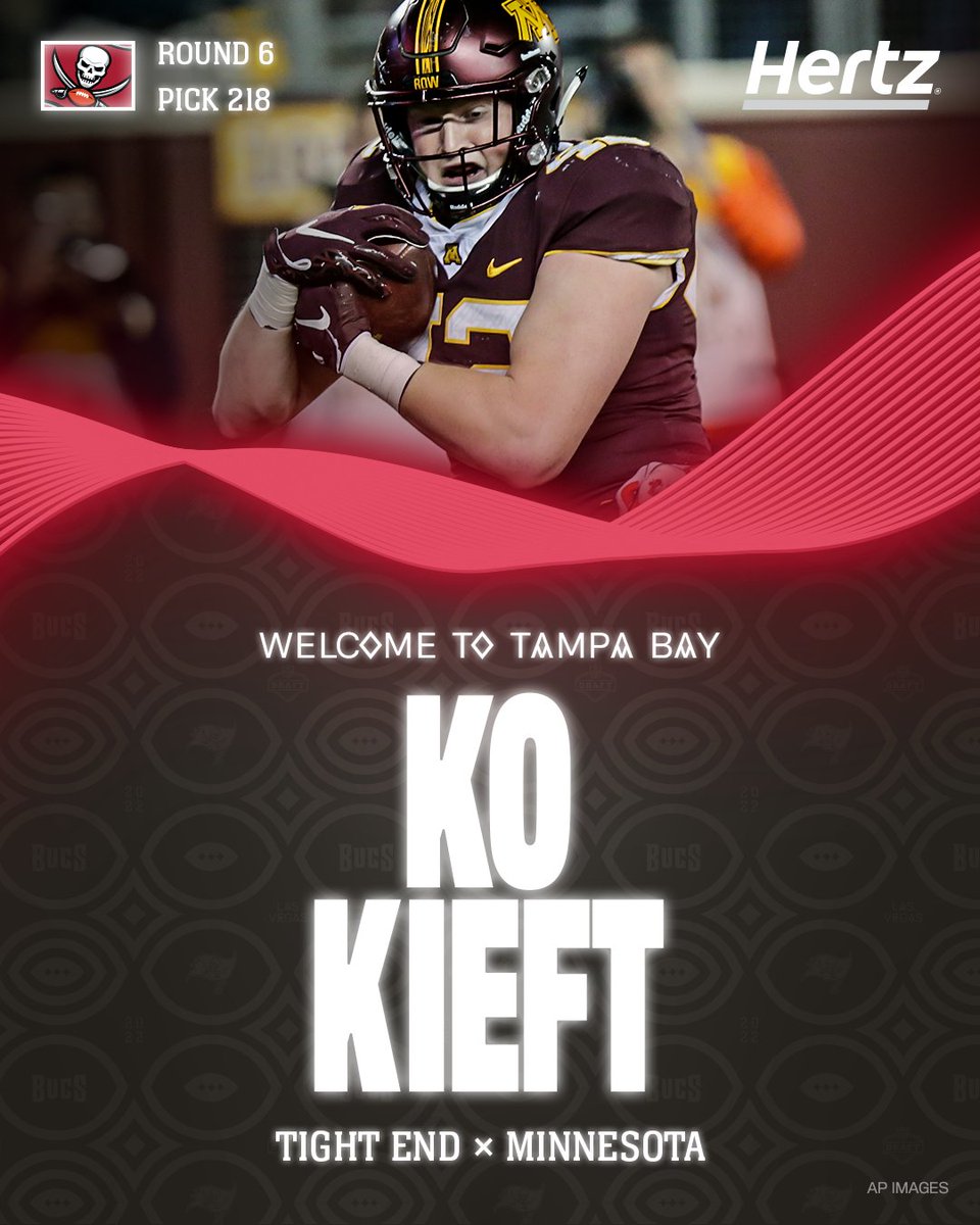 Buccaneers's tweet image. Welcome to Tampa Bay, @KoKieft!

#LetsGo | #GoBucs