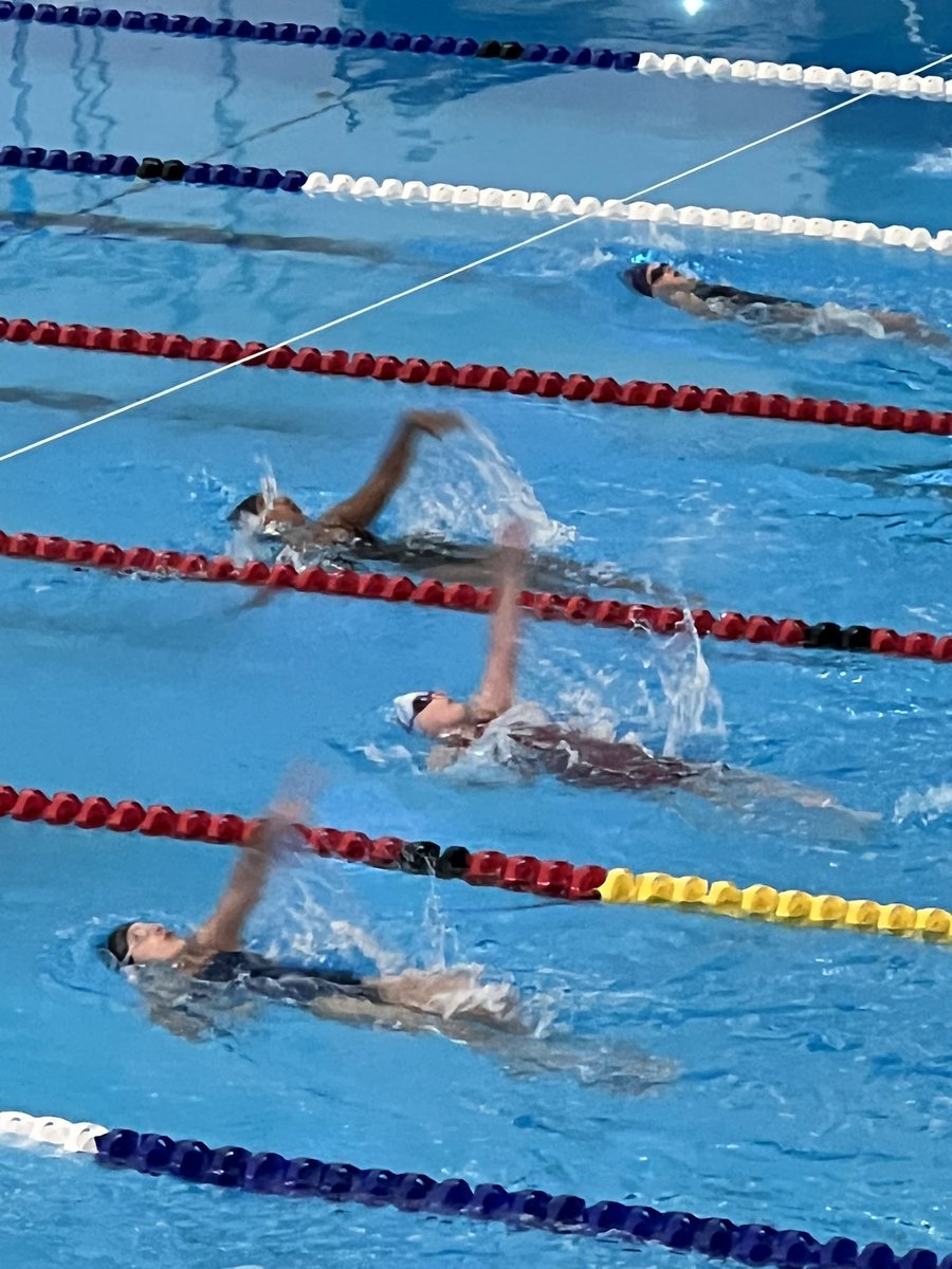 tcarter_edwards's tweet photo. A great first day at the Marilyn Bell Swim Classic in Etobicoke!!  3 races, 3 PBs!!  Way to go Chloe!!!  #proudswimdad https://t.co/HCdTlVC8FV