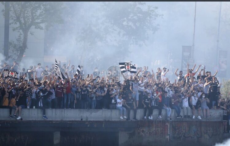 josefdesouxa's tweet photo. daha iyisini yapana kadar en iyisi #SampiyonTrabzonspor https://t.co/v7hjzX1exm