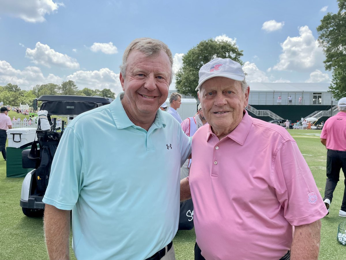 You never know who you might run into while on the Tour...