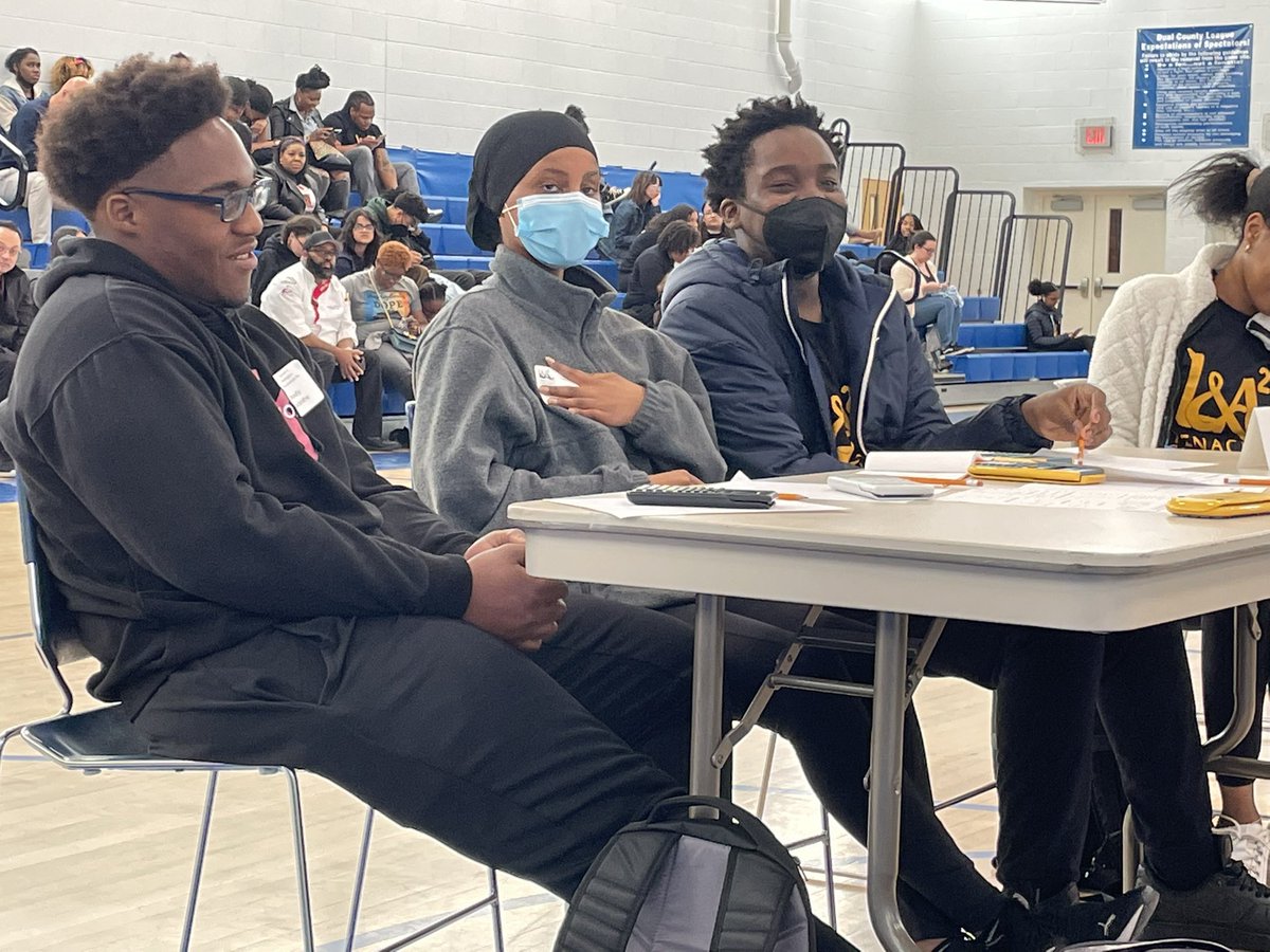 RoweRikW's tweet photo. Today’s #TenacityChallenge at Bedford High School embodied diversity, equity, inclusion, grit and inspirational collaboration that brought many minds, bodies and spirits together to showcase teens in action! @PMM888 https://t.co/SXibxqgxl7