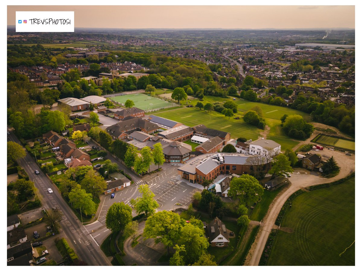 trevsphotos1's tweet photo. Hereβs a few drone shots of Crosfields School in Reading https://t.co/zXzJpWKWKS
Taken this eveningβ¦
#Crosfields
#WeAreCrosfields
#exploreCrosfields
#dji #dronephotography https://t.co/B48mKAbojU