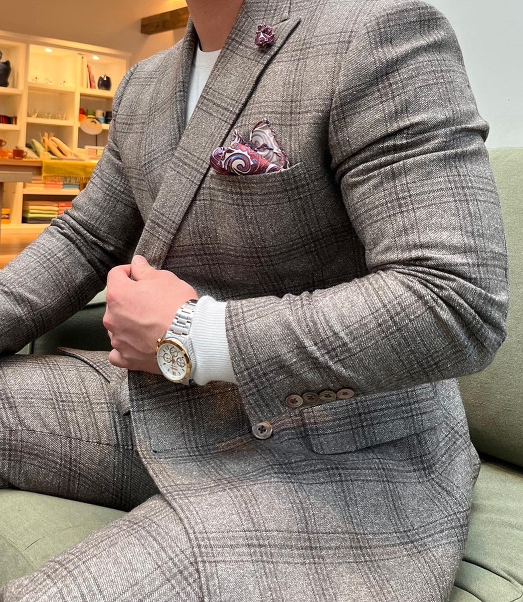 Mar17N's tweet photo. order made suit https://t.co/WbIXysooQ1
