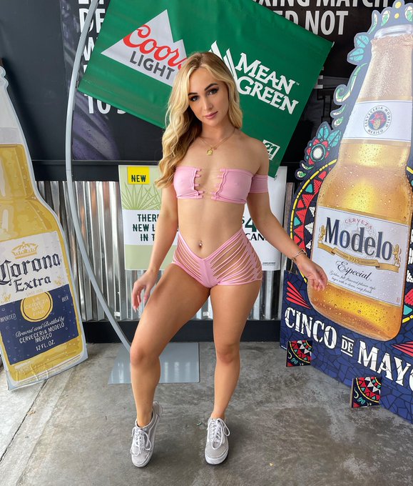 All pink errrthang https://t.co/EzAaoFsBHM