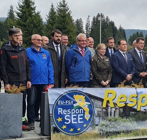 PreparedPPI's tweet image. The #EU #ResponSEE #FullScaleExercise, funded by the #EuropeanUnion - DG-ECHO, has officially ended! 🇪🇺

12 different nations from the #WesternBalkans and the EU participated and trained in #CrossBorder #Cooperation in #Emergencies and #HostNationSupport 🦺🌍