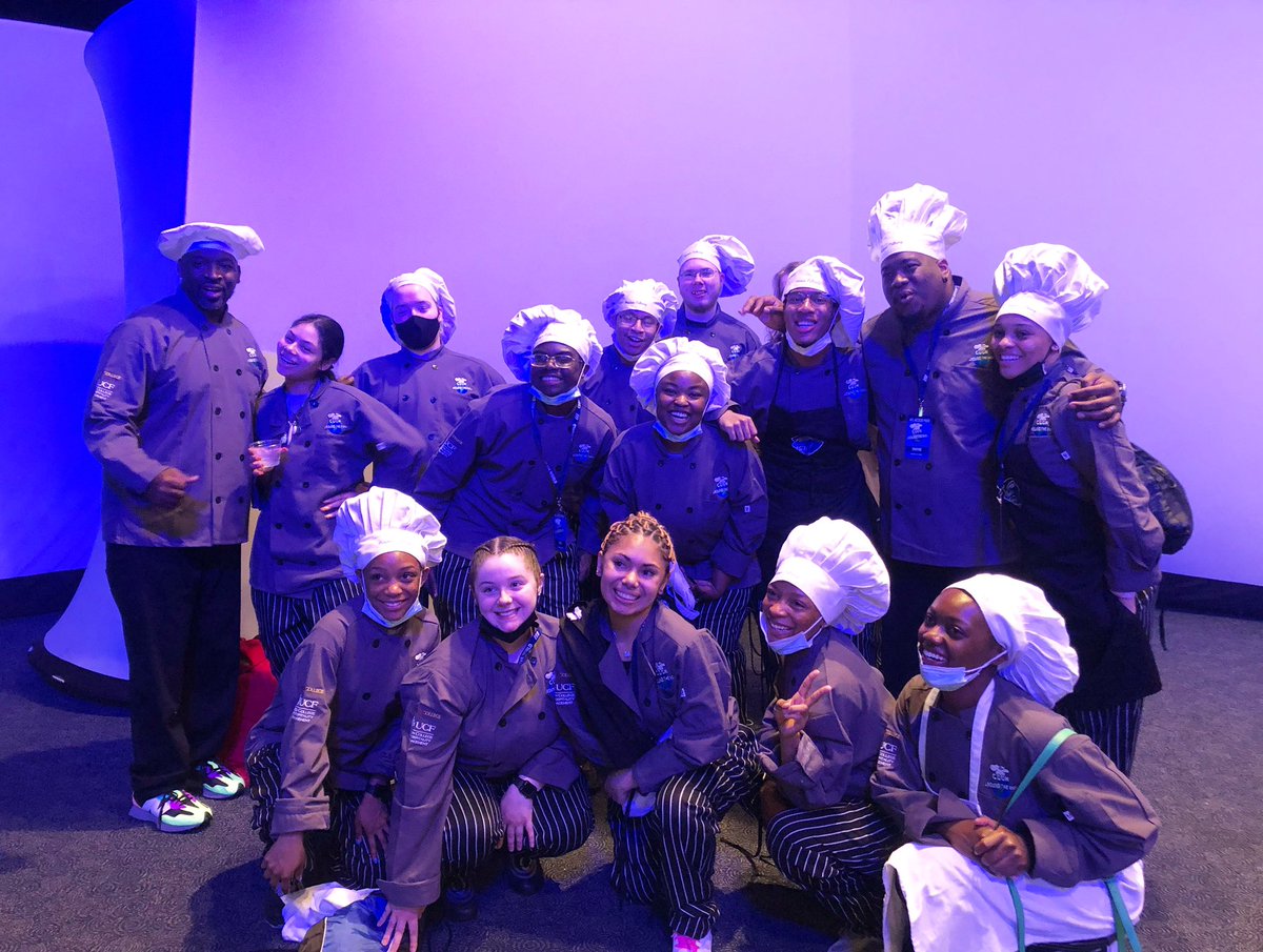 PotomacCulinary's tweet photo. Before, during, and after the culinary cooking storm at Walt Disney World #Cookaroundtheworld @CTE4pwcs @PotomacPanther @PotomacYearbook https://t.co/FUc04ty2bQ
