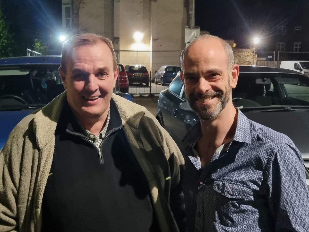 scottgraeme629's tweet photo. Some of my friends  know how much theatre has helped me.
Tonight it was Dead Lies @PboroTheatre
Written by @Hilary_Bonner
Directed by @JoeHarmston
Great to meet the cast of
@jqedwards @mrpeterae @AliciaJCharles @DoyleNeve @george_verghis &amp; Andrew Macdonald with cousin @kwscott29 https://t.co/uHoB2v2Iuk