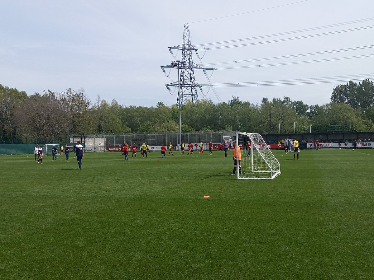ffievs11's tweet photo. What a great and enjoyable day covering the National Disability Football Festival today at Dragon Park ⚽️ 🏴
#sportstherapy #nationaldisability
@FAWales @FAWTrust https://t.co/EFlosiFSBN